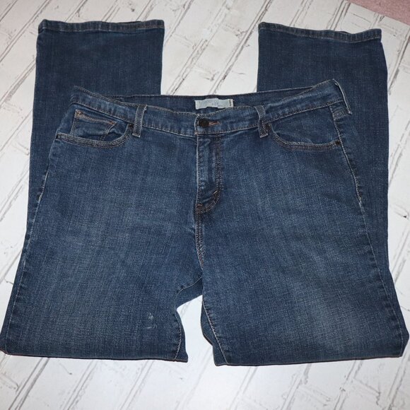 👖 Levi’s 515 Bootcut Jeans – Size 16M Light Wash | Stretch Denim | Mid-Rise Fit - Picture 1 of 5
